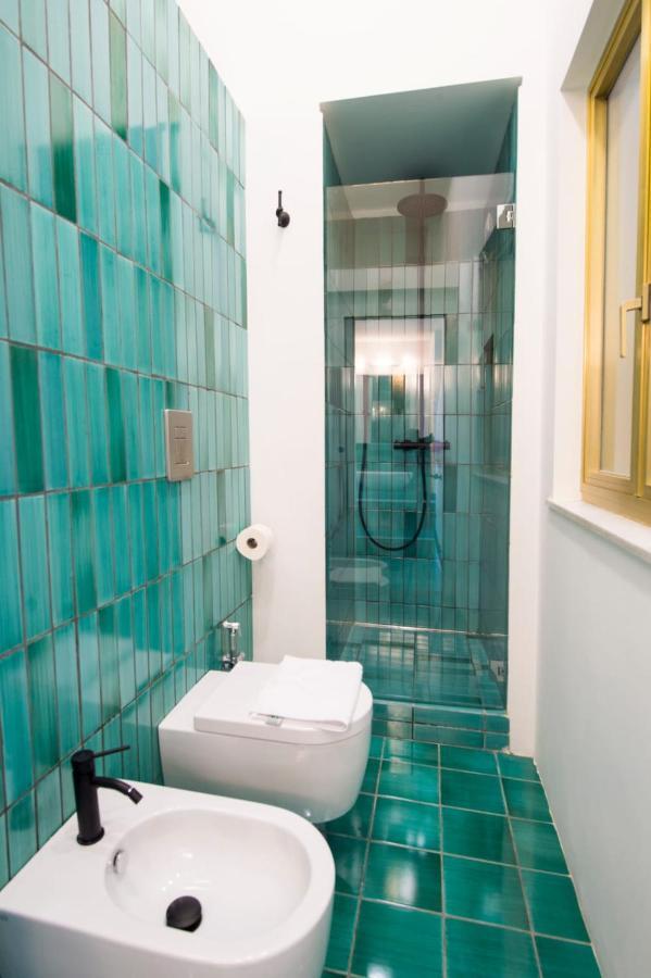 Ninina Boutique Suites Salerno Exterior foto